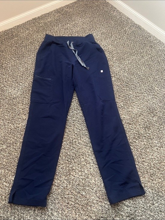 Figs Pants - Figs Women’s Yola Highwaisted Navy Blue Drawstring Cargo Scrub Pants